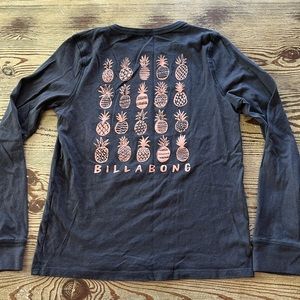 Billabong girls grey/black long sleeve shirt. Size L.